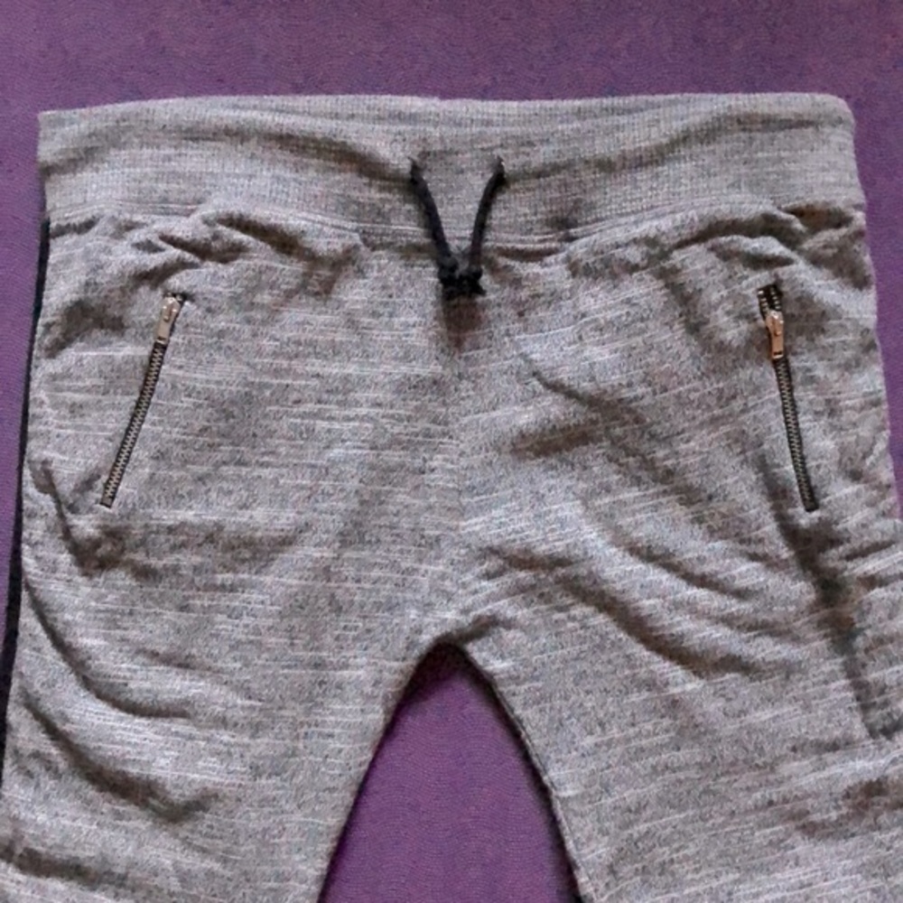 Soeur Gray Capris Sweatpants